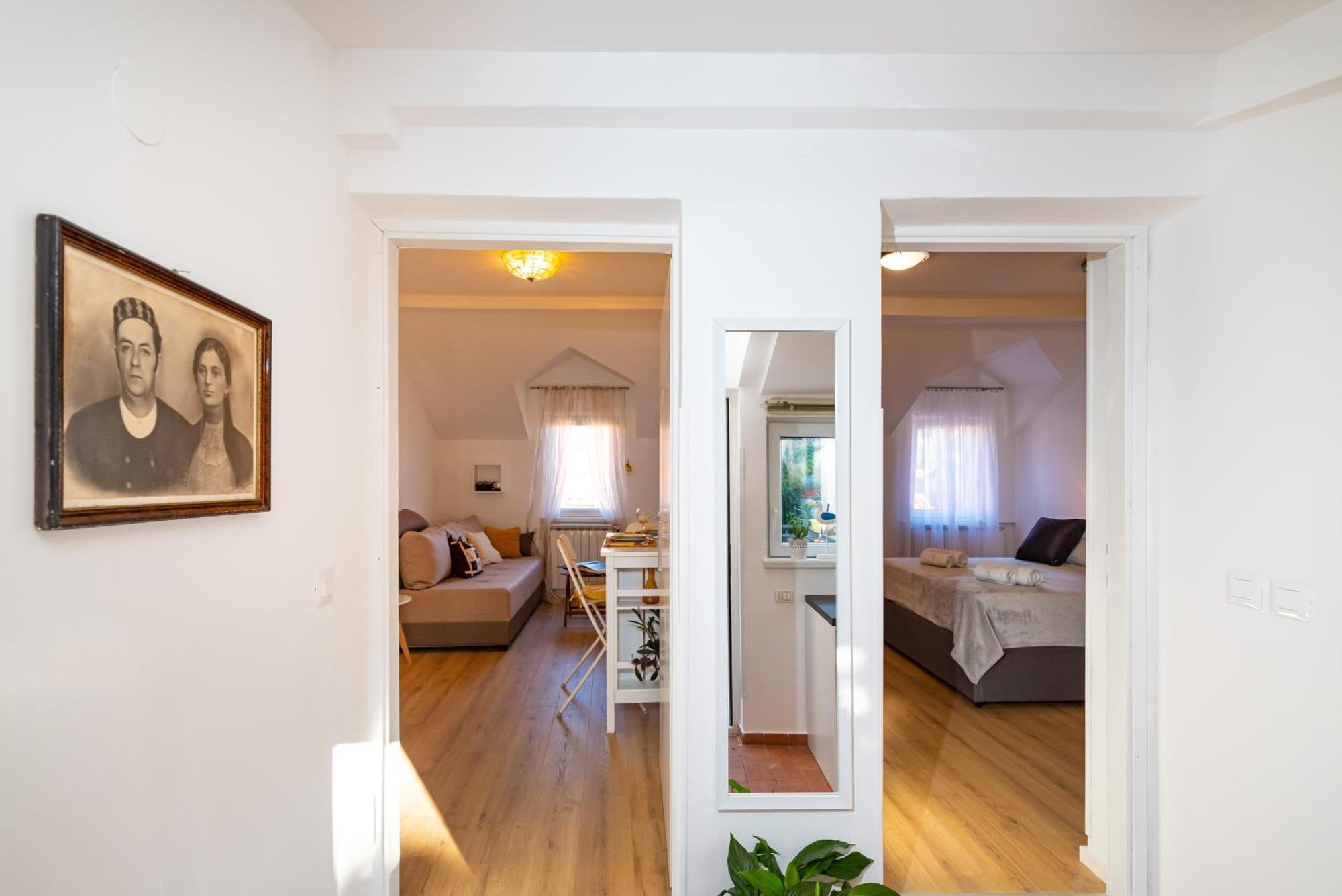 Mediterranean Terrace Apartment With Bikes & Sup Skradin Exterior foto